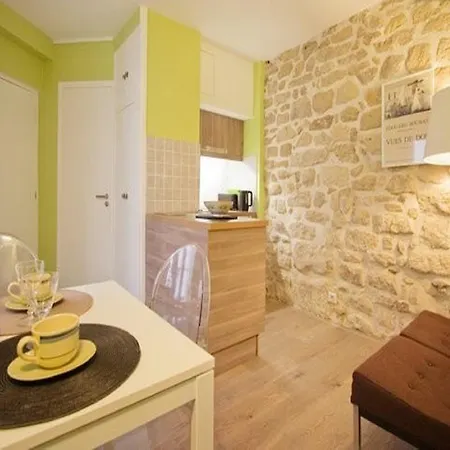 Appartamento Guisarde Saint Germain Parigi